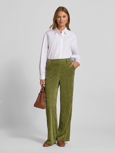 CAMBIO Wide Fit Cordhose mit Bügelfalten Modell 'Amelie' Gruen 1