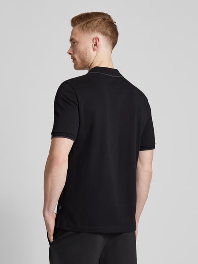 MAERZ Muenchen Regular Fit Poloshirt mit V-Ausschnitt Black 5