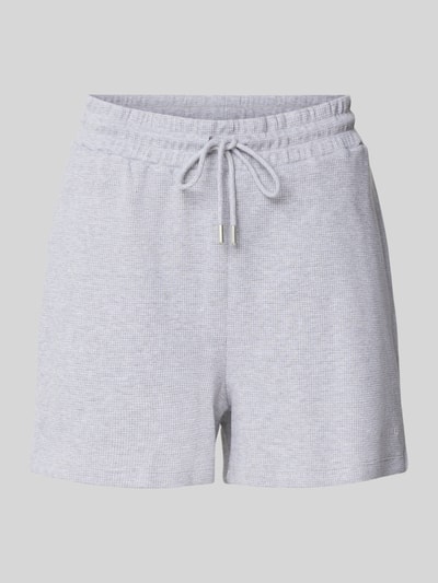 Produktfoto, Shorts mit Strukturmuster Modell 'Elow' von OH APRIL aus reiner Baumwolle in Hellgrau, elastischer Bund mit Kordelzug, Regular Fit