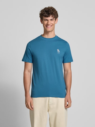 Blend T-shirt z wyhaftowanym detalem model ‘JEPPE’ Szaroniebieski 4