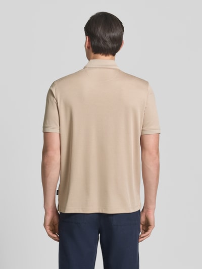 bugatti Regular Fit Poloshirt mit Brusttasche und Label-Stitching Beige 5
