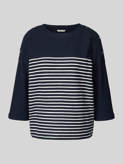 Produktfoto, Relaxed Fit Pullover aus Bio-Baumwoll-Mix von Tom Tailor mit Allover-Streifenmuster, Knöpfen, 3/4-Arm und Piqué-Stricktextur