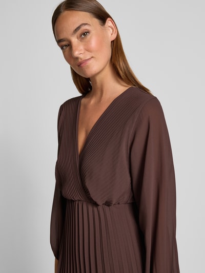 ZABAIONE Knielanges Kleid mit Plisseefalten Modell 'Im44sa' Mittelbraun 3