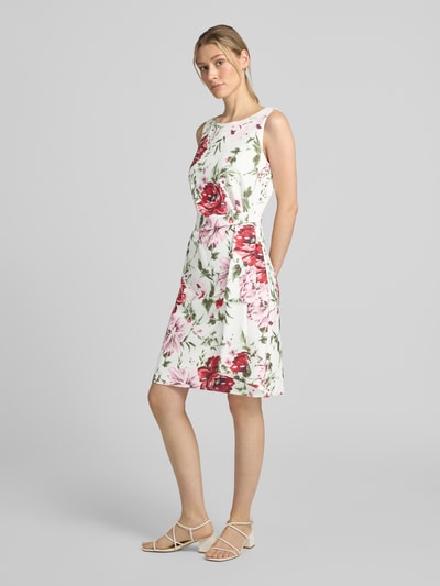 Vera Mont Getailleerde cocktailjurk met all-over motief Roze - 1
