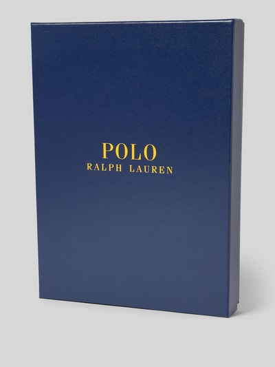 Produktfoto, blaue Produktverpackung mit goldfarbener Polo Ralph Lauren Schrift für Regular Fit Pyjama aus reiner Baumwolle von Polo Ralph Lauren Underwear, Oberfläche glatt, rechteckige Form