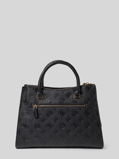Produktfoto, schwarze Handtasche mit Logo-Muster Modell 'CRESIDIA II SOCIETY SATCH' von Guess, Strukturleder, Reißverschluss, Tragehenkel, Schulterriemen, Maße 34x22x13 cm, neutraler Hintergrund
