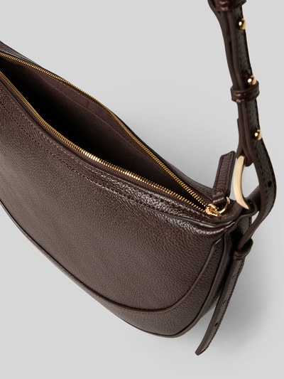 Produktfoto, Handtasche mit Tragehenkel von Mango aus braunem Material-Mix mit sichtbarer Textur, Hauptfach mit Reißverschluss, goldene Details