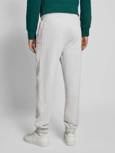 Ellesse Regular Fit Sweatpants mit Eingrifftaschen Modell 'ORVINIO' Hellgrau 5