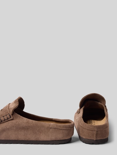 Produktfoto, Loafer aus echtem Leder Modell 'Naples' von Birkenstock in Braun, abgerundete Passform, profilierte Sohle, Absatzhöhe 4 cm.