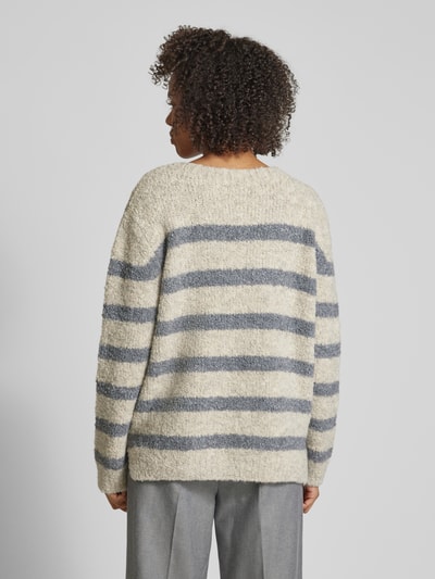 Smith and Soul Oversized Strickpullover mit Rundhalsausschnitt Offwhite 5