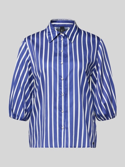 Produktfoto, Regular Fit Bluse mit 3/4-Arm von Marc Cain aus reiner Baumwolle im blau-weißen Allover-Streifenmuster mit Hemdblusenkragen und Knopfleiste.