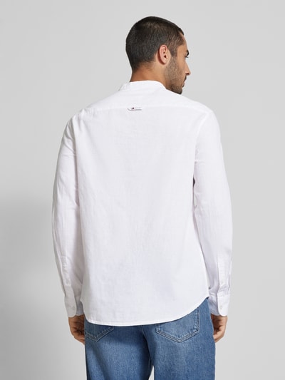 Tommy Jeans Freizeithemd in unifarbenem Design mit Label-Stitching Weiss 2