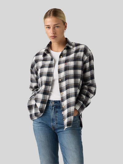 Levi's® bluzka koszulowa o kroju regular fit z detalem z logo Beżowy 4