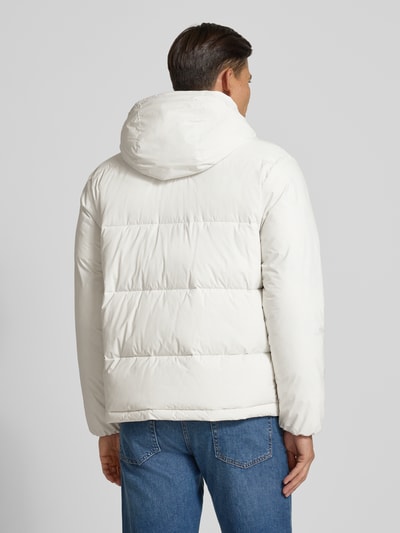 Strellson Kurtka pikowana o kroju regular fit z kapturem model ‘SMOOTH’ Złamany biały 5