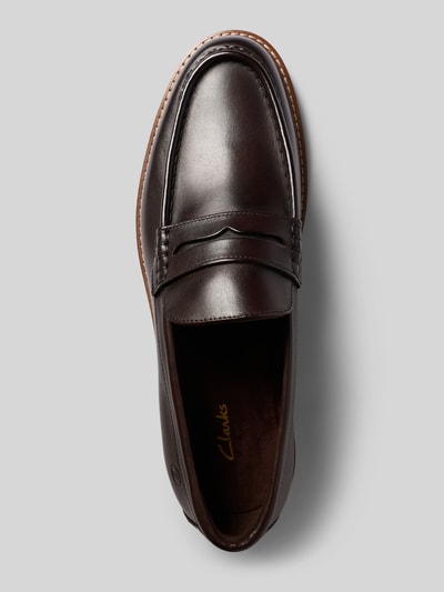 Productfoto, donkerbruine Loafers met Logo-Prägung Model 'Cranhill' van Clarks met afgeronde punt, structuurzool, hakhoogte maat 44 3 cm, schachthoogte 7 cm, schachtbreedte 12 cm