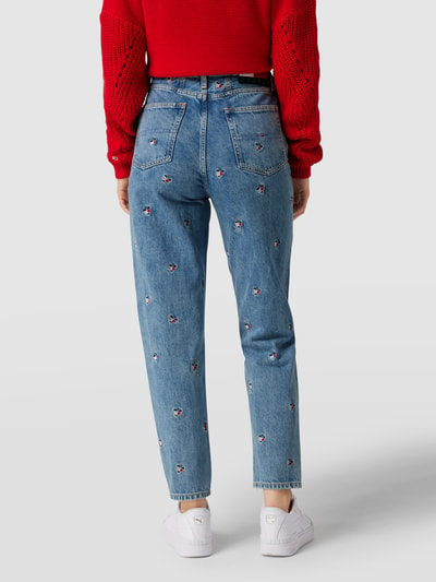 Tommy Jeans Mom jeans van katoen met borduursels Jeansblauw - 5