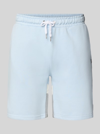 Ellesse Regular Fit Sweatshorts mit Logo-Badge Modell 'HARKAN' Hellblau 2