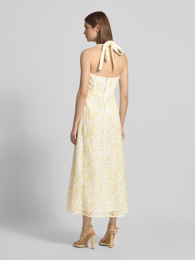 Bardot Midikleid mit Neckholder und Lochstickerei Modell 'POLLIE' GELB 5