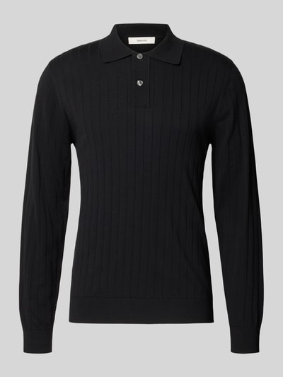 Produktfoto, schwarzes Regular Fit Poloshirt aus reiner Baumwolle Modell 'TORINO' von Selected Herren Poloshirt, dezentes Strukturmuster, glatte Oberfläche