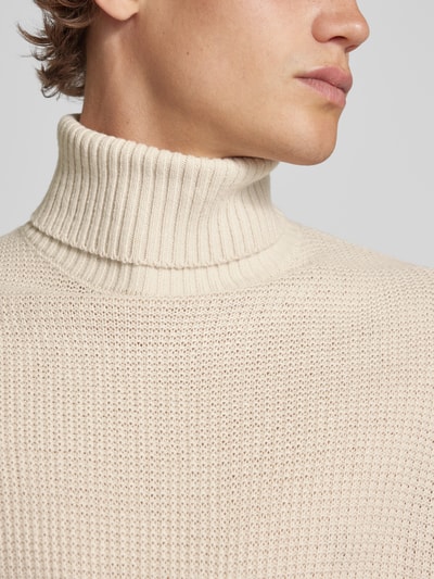 Jack & Jones Rollkragenpullover mit Strukturmuster Modell 'ROY' Offwhite 3