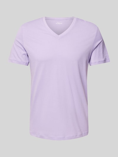 s.Oliver RED LABEL Regular Fit T-Shirt aus reiner Baumwolle mit V-Ausschnitt Lavender 2