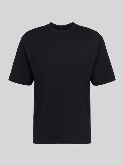 Productfoto, Regular Fit T-Shirt uit pure katoen van MCNEAL in zwart, ronde hals, kort mouwontwerp, ruglengte 66 cm, vooraanzicht