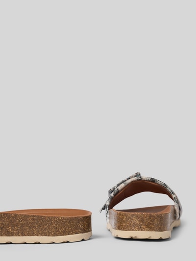 Produktfoto, Slipper aus echtem Leder mit Zierschnalle Modell 'Reiko' von Verbenas in Braun mit strukturierter Sohle, offene Ferse, Allover-Logo-Detail, Absatzhöhe 3 cm bei Größe 40