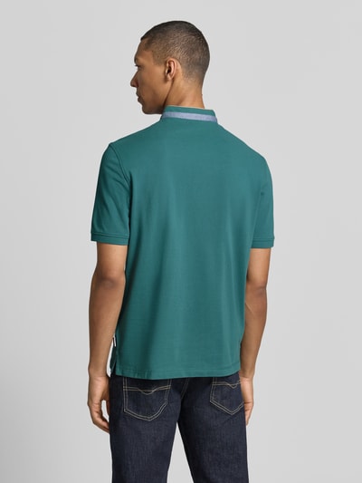 bugatti Regular Fit Poloshirt mit Stehkragen und Logo-Stitching Gruen 5