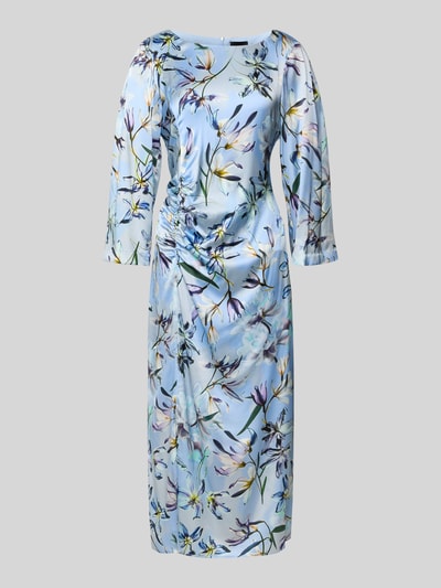 Produktfoto, Midikleid aus Seiden-Mix mit Raffungen von Marc Cain in Hellblau mit floralem Print, taillierter Schnitt, Rundhalsausschnitt, feine Textur