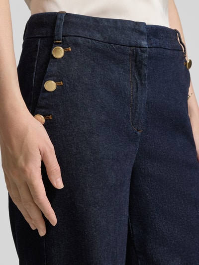 comma Flared Jeans mit Zierknöpfen Dunkelblau 3