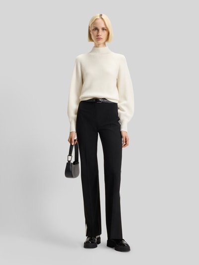 HUGO Sweter o luźnym kroju z mieszanki wełny z domieszką kaszmiru model ‘SORELLASIO’ Złamany biały 1