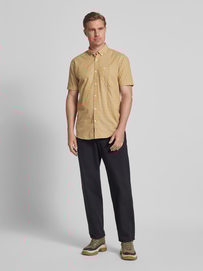 camel active Regular Fit Freizeithemd mit Button-Down-Kragen Hellgelb 1