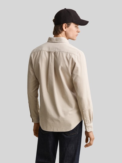 GANT Regular Fit Cordhemd mit Logo-Stitching Beige 5