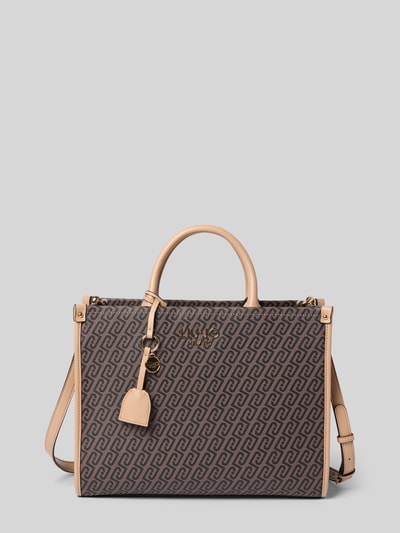Produktfoto, Handtasche mit Logo-Applikation in Leder-Optik von Liu Jo White in Beige und Braun, strukturierte Oberfläche, abnehmbare Tragehenkel, Schulterriemen, Reißverschluss, Rechteckform
