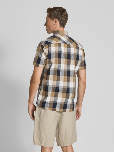 camel active Regular Fit Freizeithemd mit Button-Down-Kragen Oliv 5