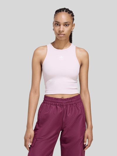 adidas Originals Slim Fit Top aus Rippstrick Rosa 4