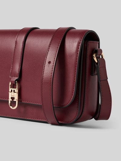 Tommy Hilfiger Torba na ramię z aplikacją z logo Bordowy 3
