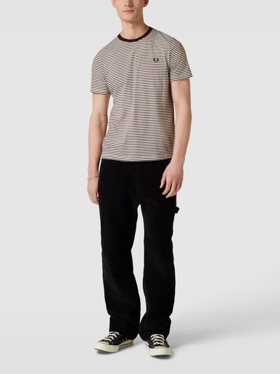 Fred Perry T-Shirt mit Streifenmuster Modell 'Fine Stripe' Bordeaux Rot 1