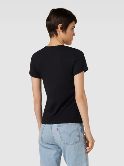 Guess T-Shirt mit V-Ausschnitt Black 5