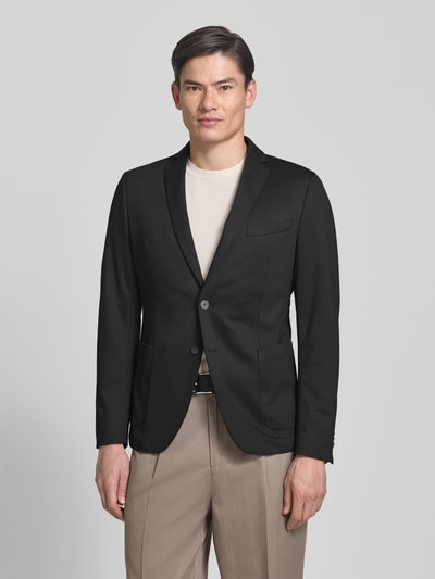 Männermodel trägt 2-Knopf-Sakko mit Viskose-Anteil von s.Oliver BLACK LABEL, unifarben, Regular Fit, klassischer Look, Ganzkörperansicht von vorne.
