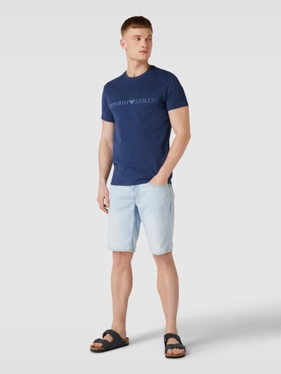 Emporio Armani T-Shirt mit Label-Print Modell 'TERRY' Dunkelblau 1