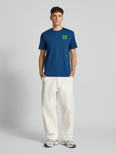 Calvin Klein Jeans Regular fit T-shirt van puur katoen met logoprint Donkerblauw - 1