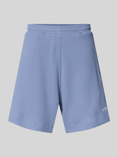 Produktfoto, Shorts mit Strukturmuster und Label-Stitching von BLKVIS aus Reine Baumwolle, Regular-Fit, blauer Farbton, sichtbarer Elastischer Bund, Bundweite 41 cm, Innenbeinlänge 18 cm