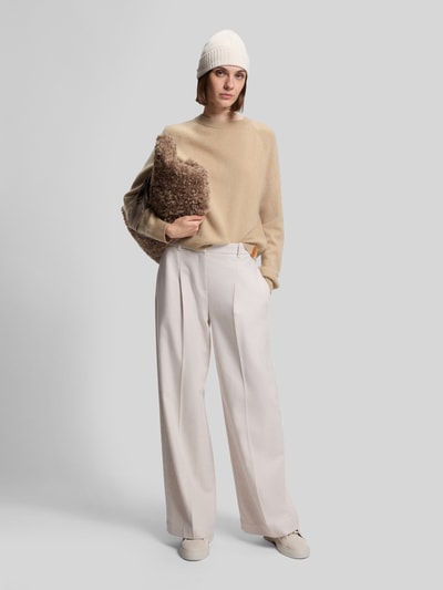 BOSS Sweter z dzianiny o kroju relaxed fit z mieszanki żywej wełny i kaszmiru model ‘FEDDY’ Beżowy 1