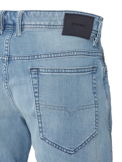 Diesel Slim Fit Jeansbermudas mit Label-Patch  Jeansblau 3