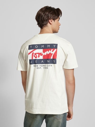 Tommy Jeans T-Shirt mit Label-Print Weiss 5