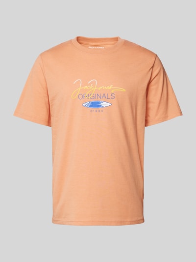Jack & Jones T-shirt z nadrukiem z logo model ‘CYRUS’ Morelowy 2