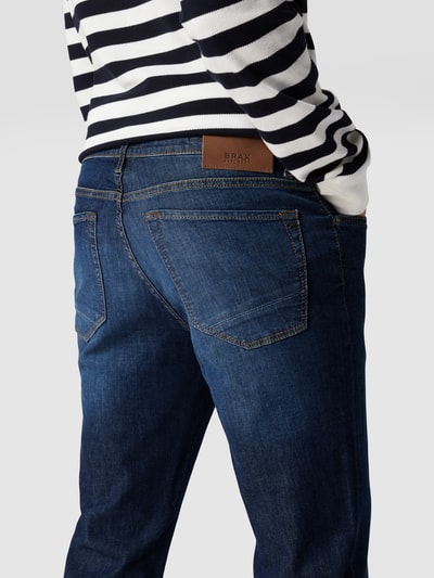 Brax Jeans met labelpatch, model 'Chuck' Blauw - 3