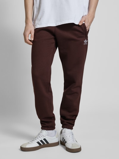 adidas Originals Straight Fit Sweatpants mit Seitentaschen Dunkelbraun 4