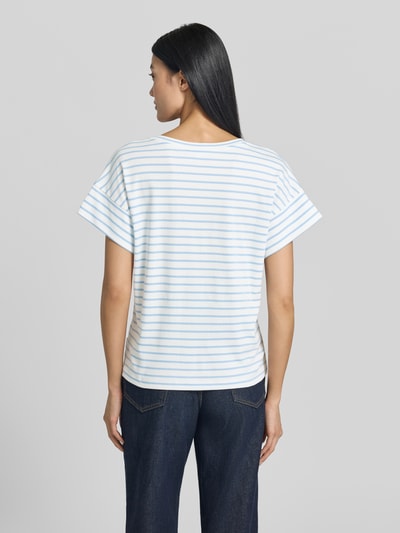 s.Oliver RED LABEL Relaxed Fit T-Shirt aus reiner Baumwolle Hellblau 5